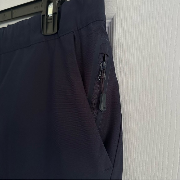 Size XXL Helly Hansen Move Quick Dry Navy Blue Athletic Shorts - Picture 4 of 5